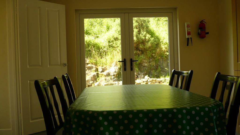 Craigalappan Cottages Holiday Home Bushmills Esterno foto